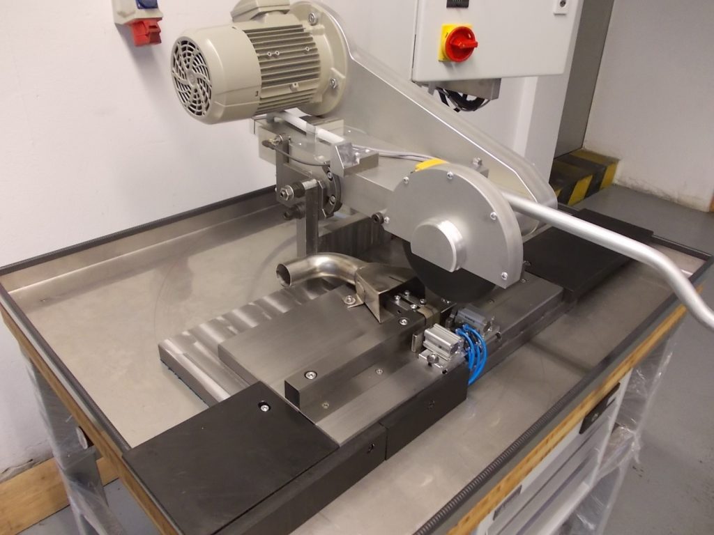 Handmaschine für Trockenschnitt – Lichtleiterfertigung